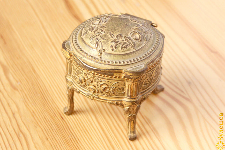 Thumbnail: Шкатулка для украшений