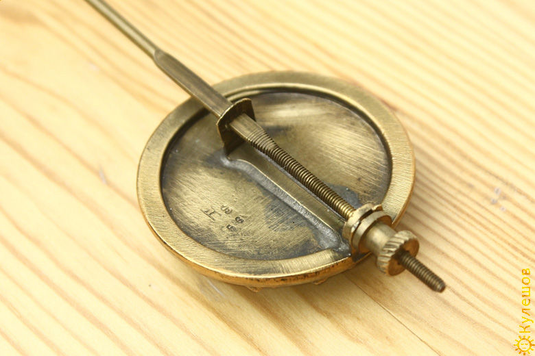 Thumbnail: Маятник для часов Солнце