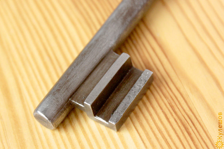 Thumbnail: Ключ кованный #3