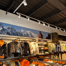 2023 Columbia Sportswear, Cheshire Oaks Designer Outlet, Chester