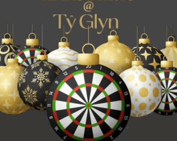 Dartiau Nadolig!