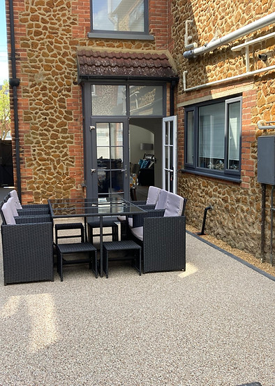 WhatsApp Image 2024-11-04 at 17.44.10.jpeg