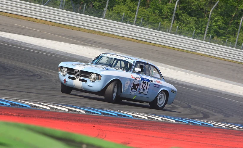 c1f12b_c256ce511acf4ef59efcd2fc0c7cd656.jpg.webp