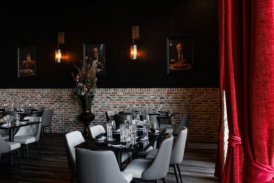 Photo inside the restaurant at Mo's Italian Bistro