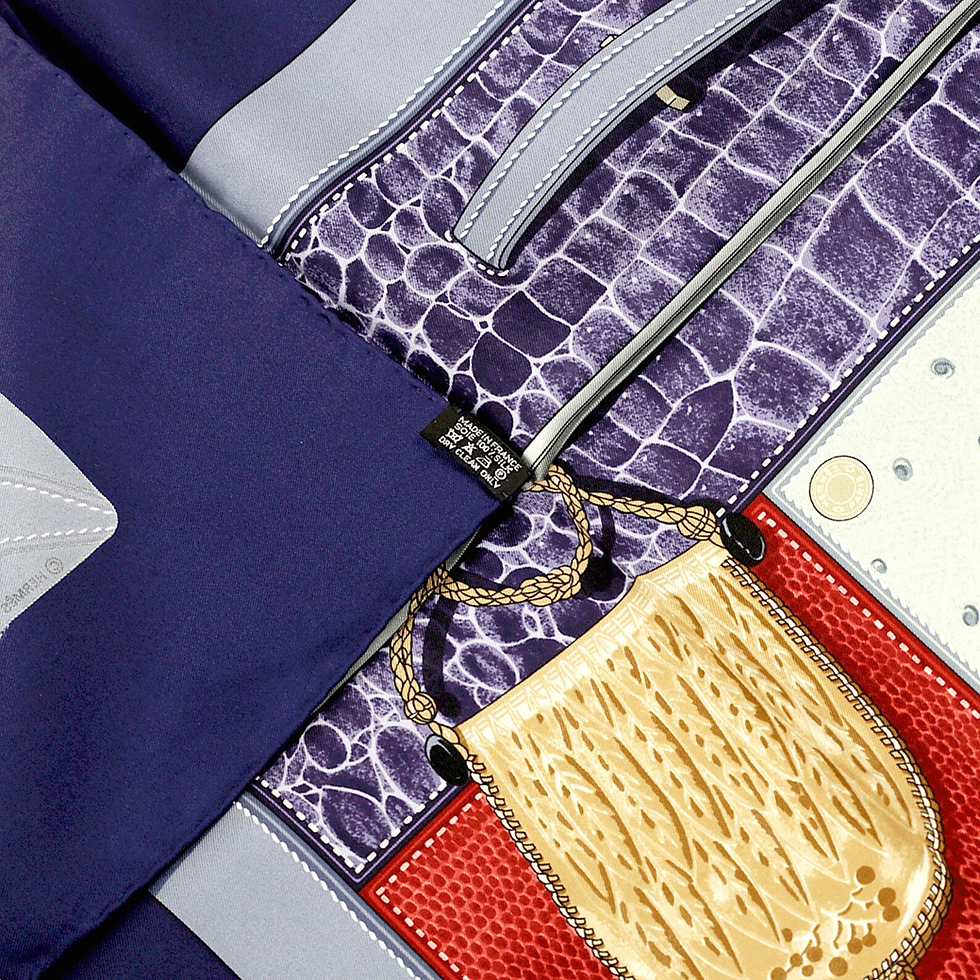 Thumbnail: Hermès Les Chevaux des Moghols Silk Scarf