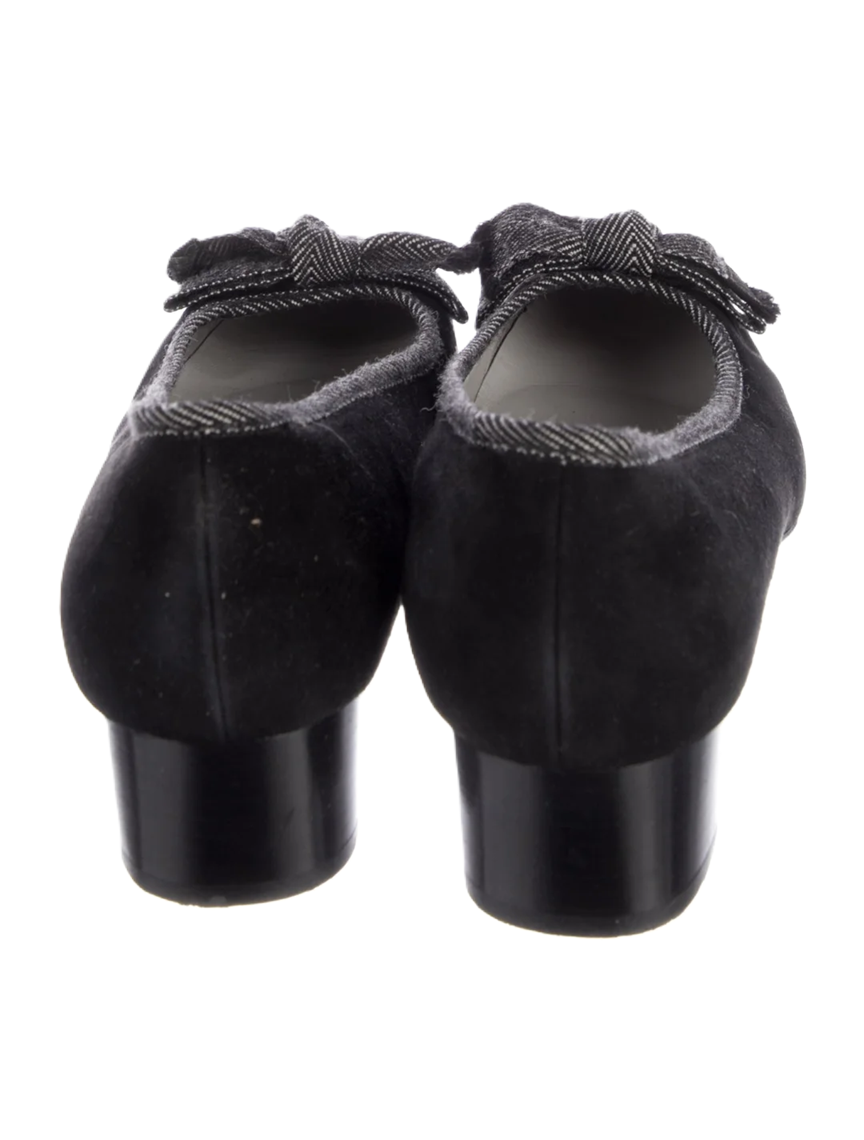 Thumbnail: Salvatore Ferragamo Vara Bow Accent Leather Pumps