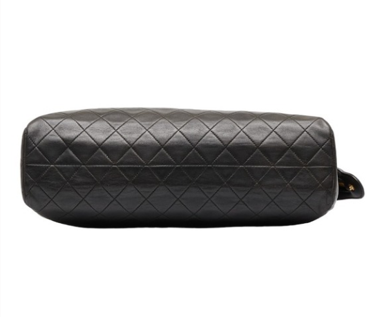 Thumbnail: Chanel Matelasse Coco Mark Chain Shoulder Bag
