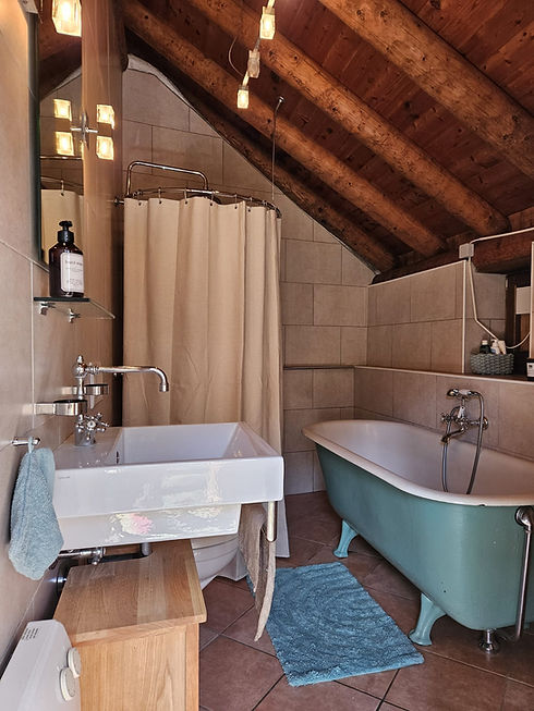 WhatsApp Image 2025-10-30 at 10.14.42 (9).jpeg