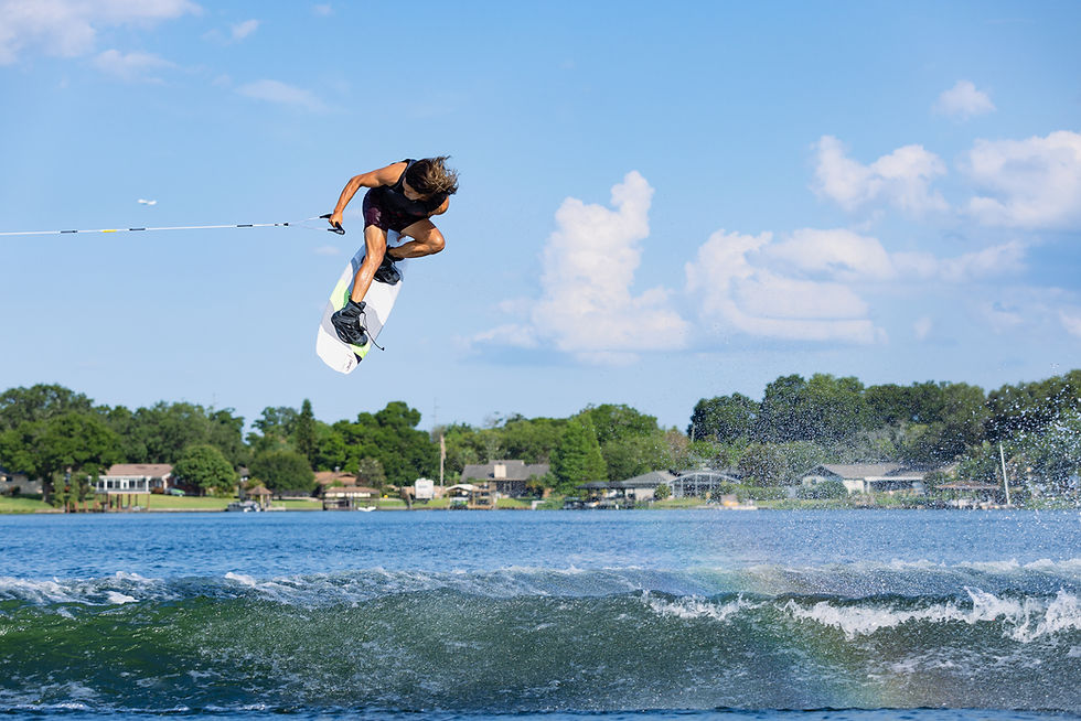 Thumbnail: O'Brien Clutch Wakeboard