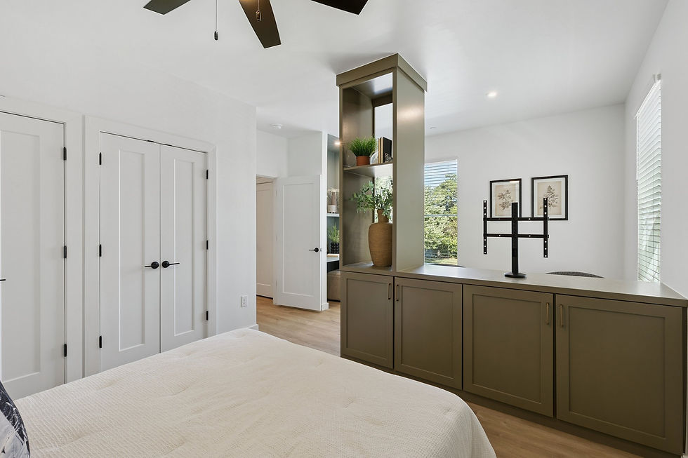 19-web-or-mls-1624 NW 17th St_019.jpg