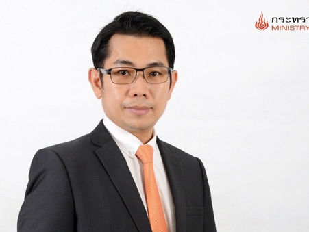 "พลังงาน"แจงการคำนวณค่าการกลั่นน้ำมัน พร้อมอยู่ระหว่างหารือโรงกลั่นเพื่อลดผลกระทบให้กับประชาชน