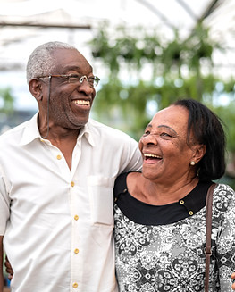 Personalized in-home care services for seniors couples in a comfortable home environment
