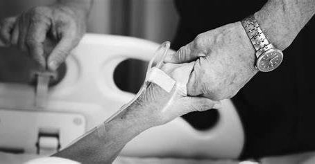 L’aide active à mourir peut-elle être considérée comme un soin ?