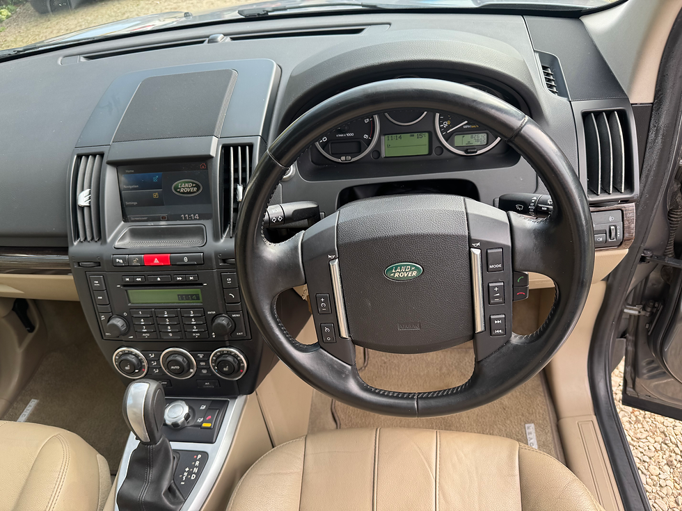 Thumbnail: 2011 Land Rover Freelander 2 HSE SD4