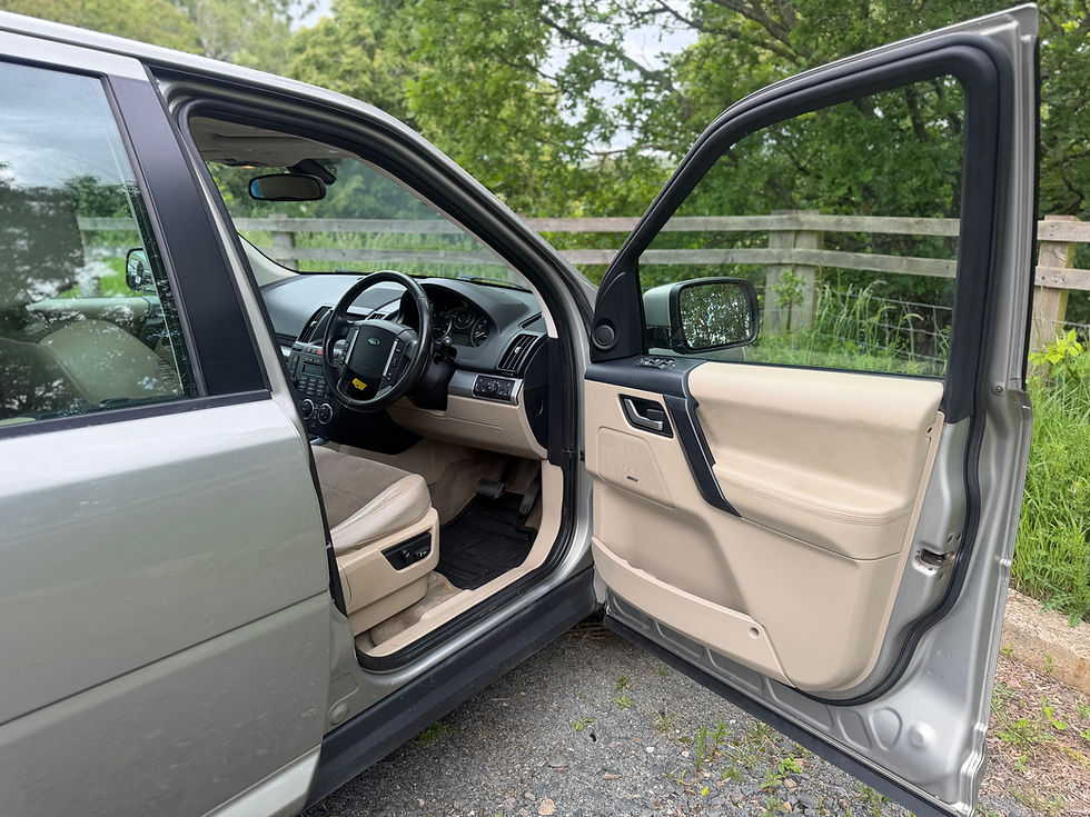 Thumbnail: 2011 Land Rover Freelander 2 XS SD4