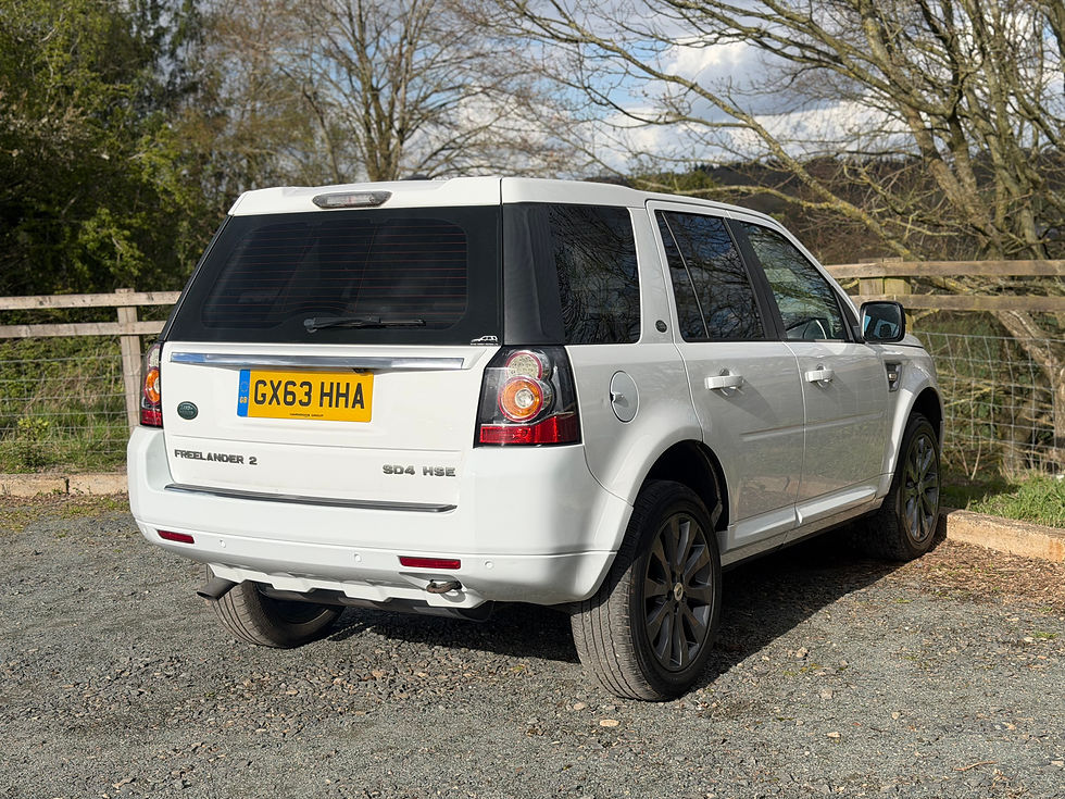 Thumbnail: 2013 Land Rover Freelander 2 HSE LUX SD4