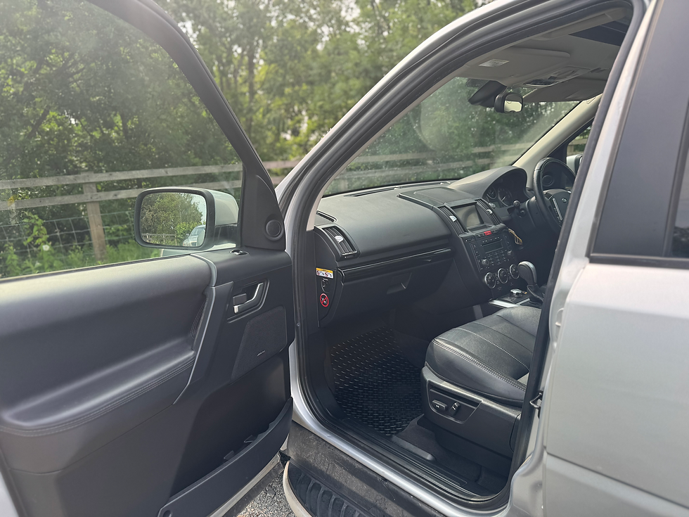 Thumbnail: 2011 Land Rover Freelander 2 HSE SD4