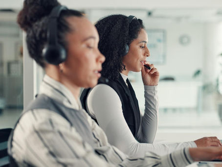 The US-Based Advantage: Live Agent Support for Regulated and Service‑Sensitive Industries