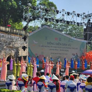 2024년 하노이 관광 아오자이(Áo dài) 축제 방문객 수 6,3만 명째