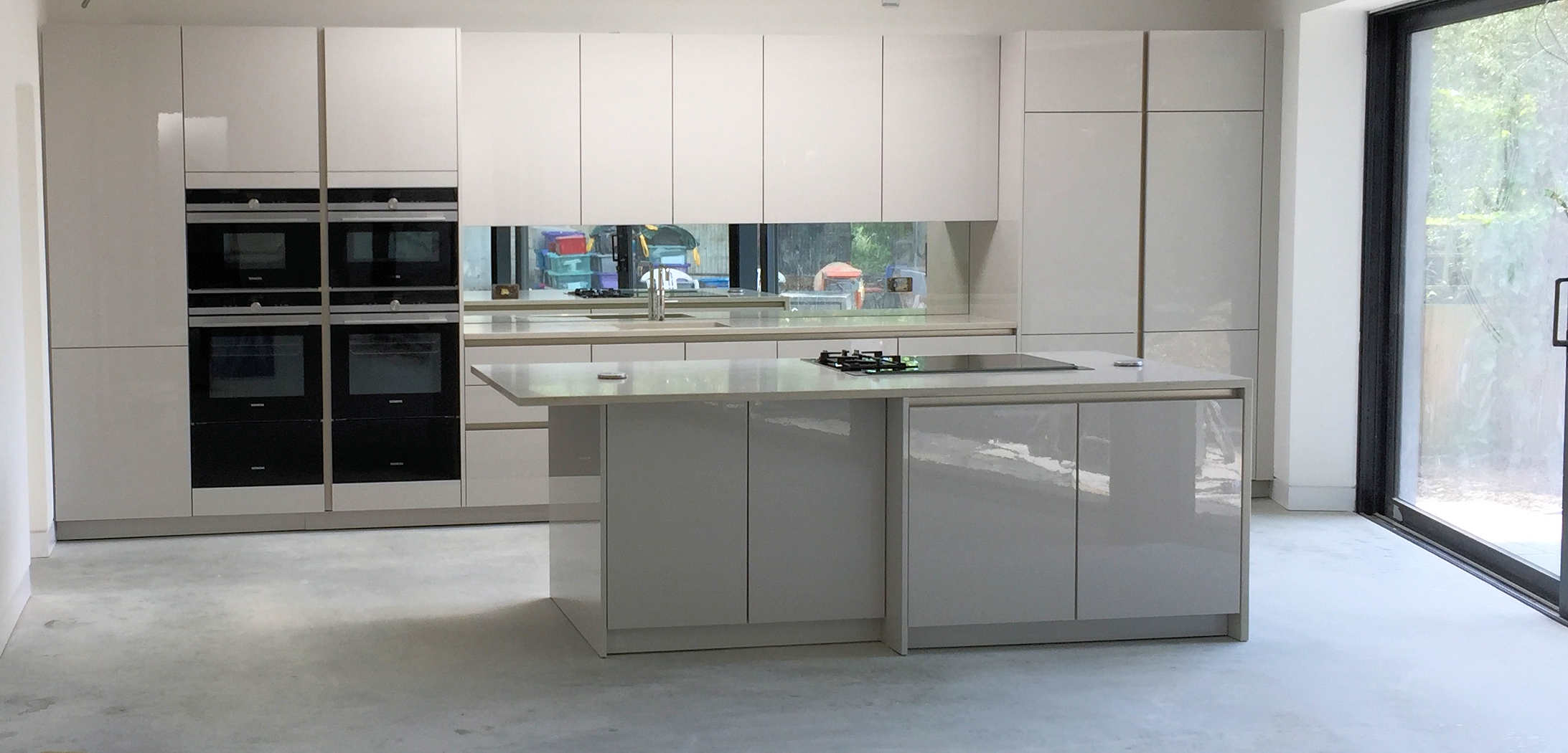 M R Kitchen Design Chalont Saint Gile