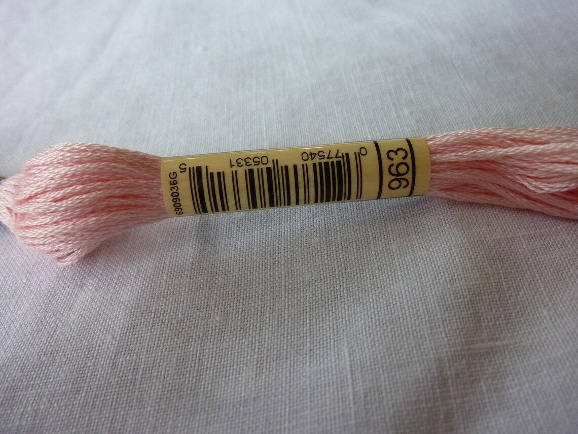 963 DMC MOULINÉ - ROSE LIGHT