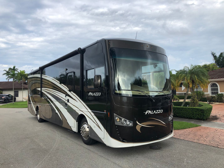 2016 THOR MOTOR COACH