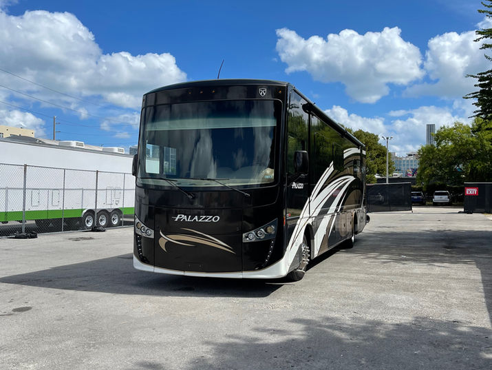 2016 THOR MOTOR COACH