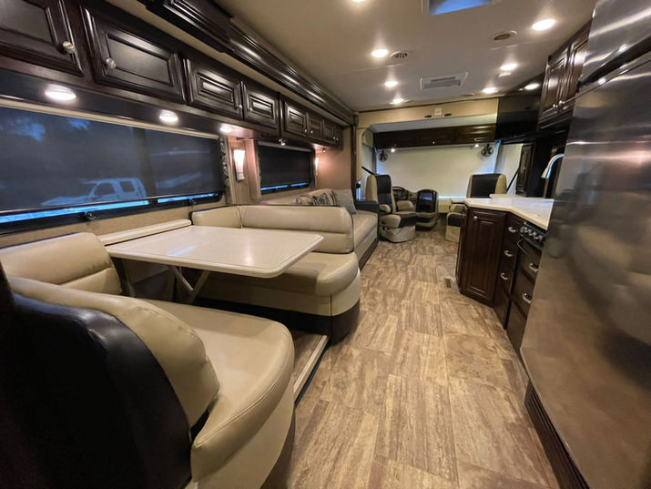 2016 THOR MOTOR COACH