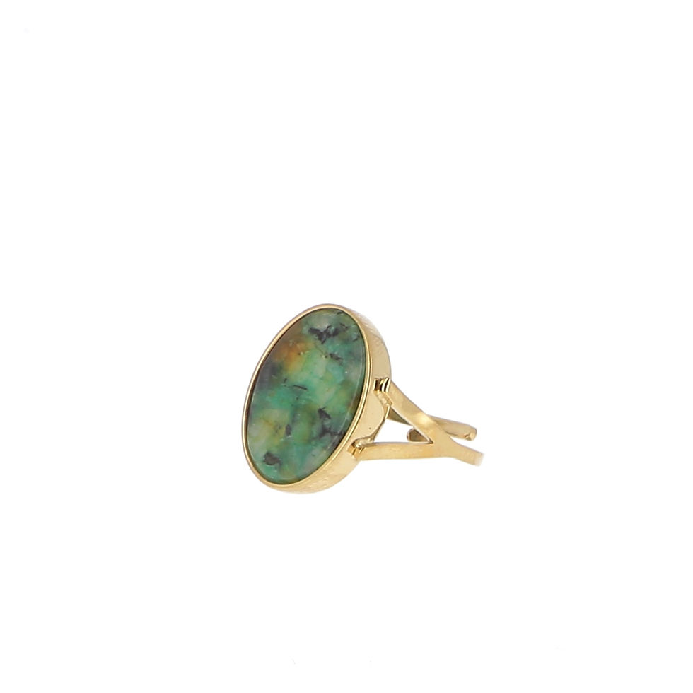 bague dorée ajustable avec turquoise africaine ovale