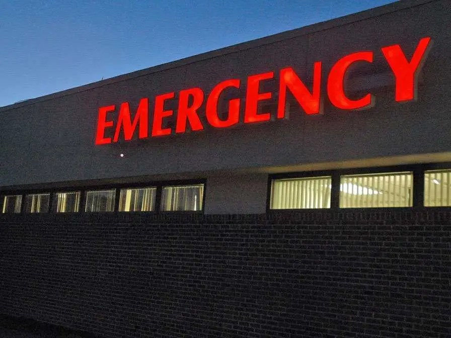 hospital emergency room sign