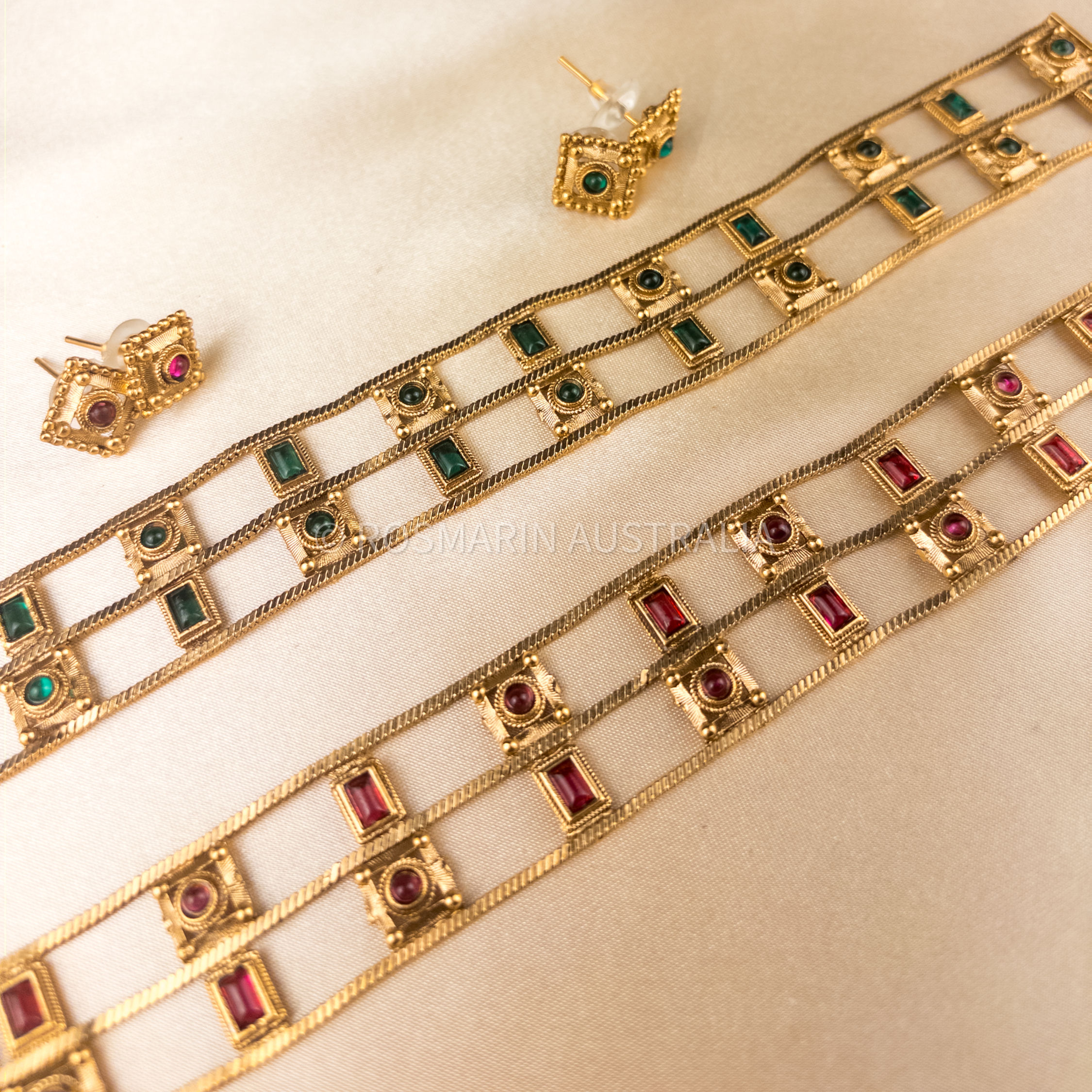 Regalia Gold Choker Set