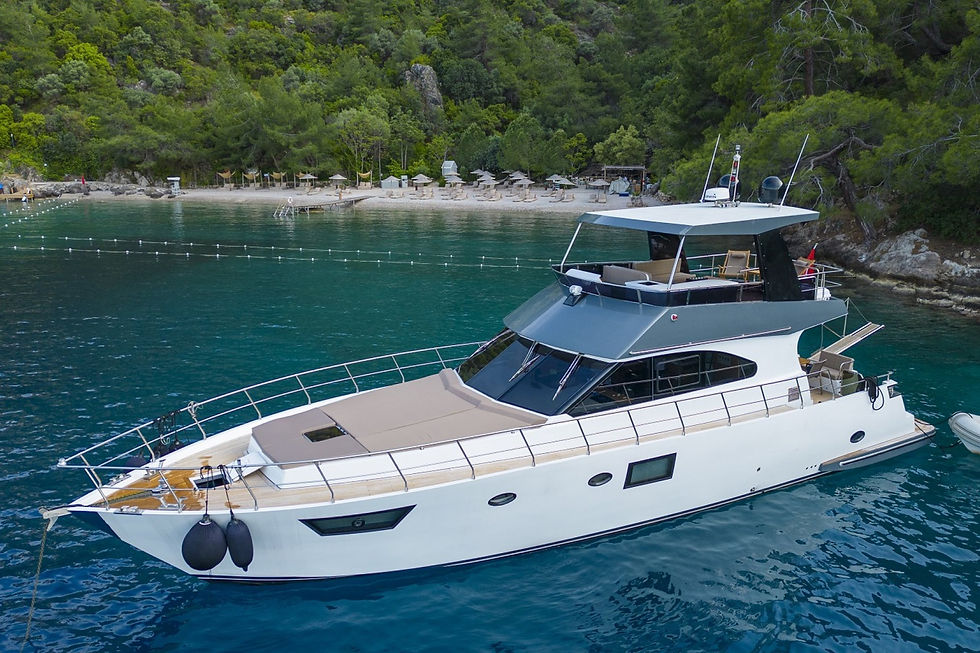Fethiye kiralık motoryat tekne Golden Blue
