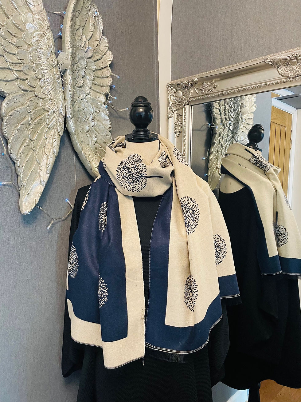 Thumbnail: Ladies winter scarf /wrap 🧣