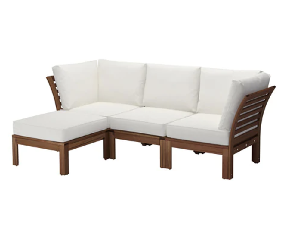 Outdoor Lounge