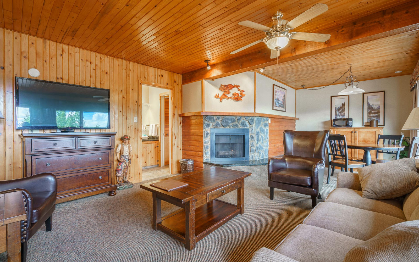 The Executive Suite at The Crossing Resort