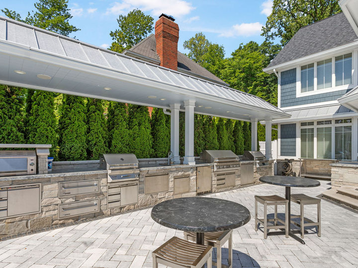 luxury BBQ patio