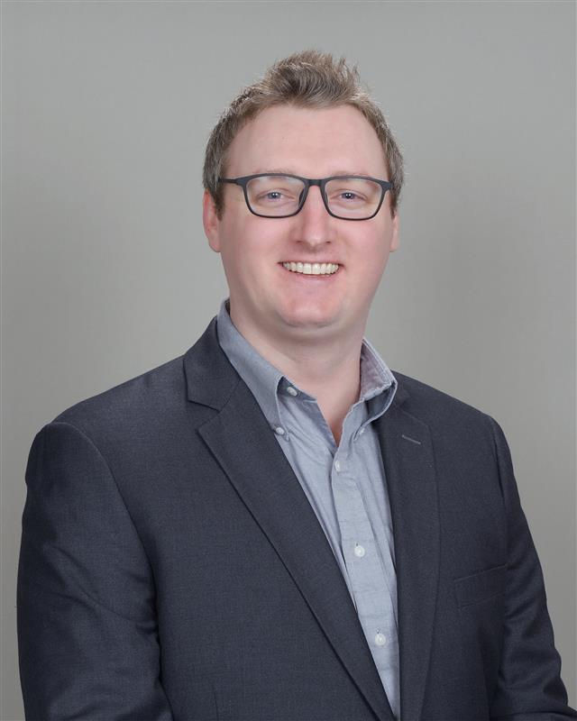 Headshot_Ryan Parker.jpg