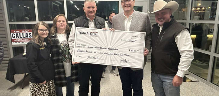 Blue Santa Fundraiser Brings in $16,235 for Jasper County Kids