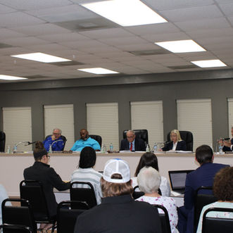 Jasper City Council Bans Game Rooms, Delays JEDCO Appointments, and Celebrates Launch of $1 Public Transit Program