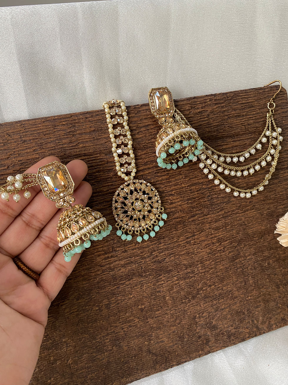 Thumbnail: Alaaya Bahubali Jhumkas