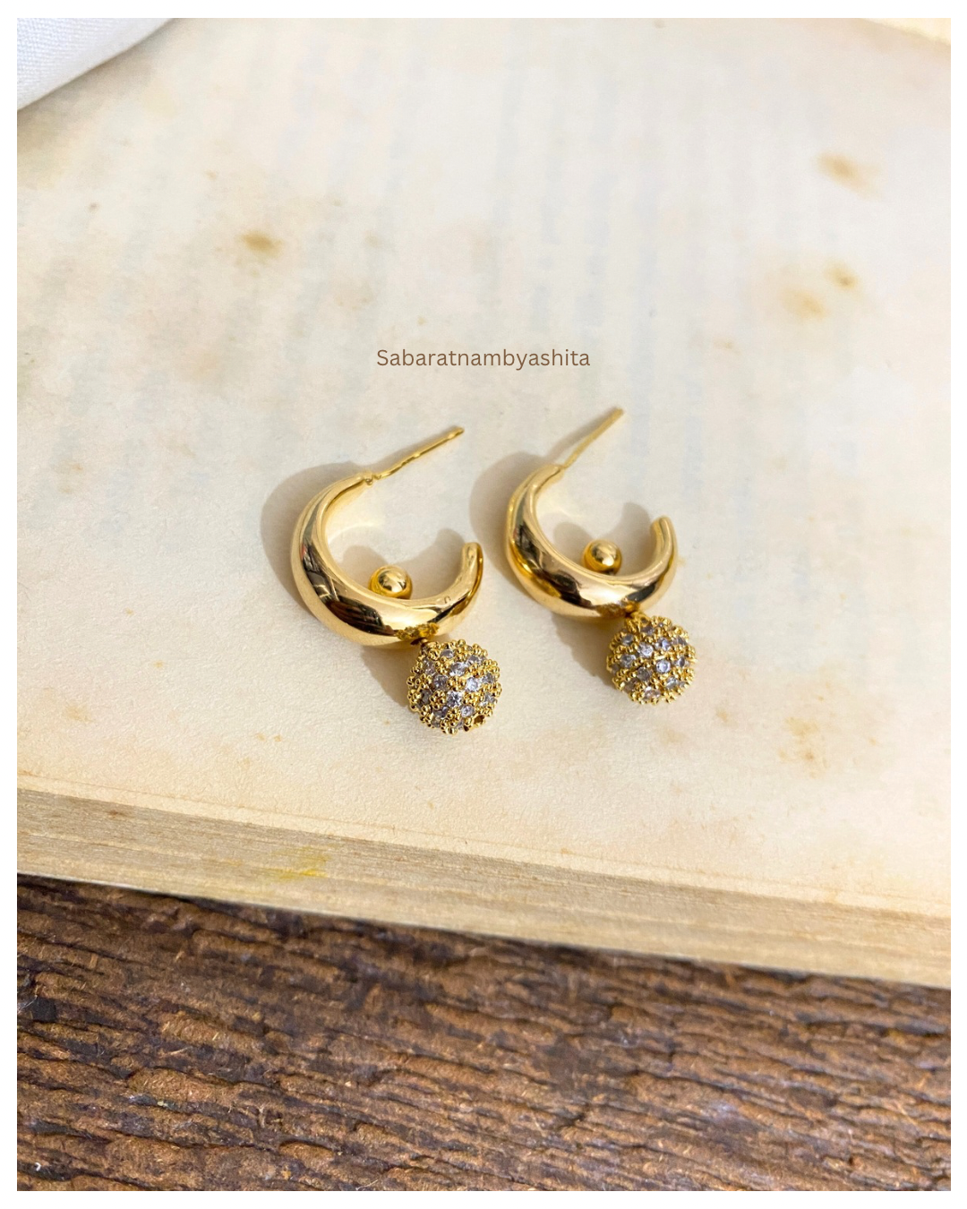 2 in 1 Gold-Toned Chunky Contemporary Statement Earrings for Women
