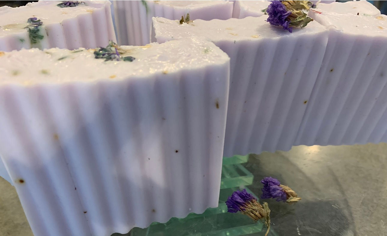 Handmade Lavender Soapi Blendz