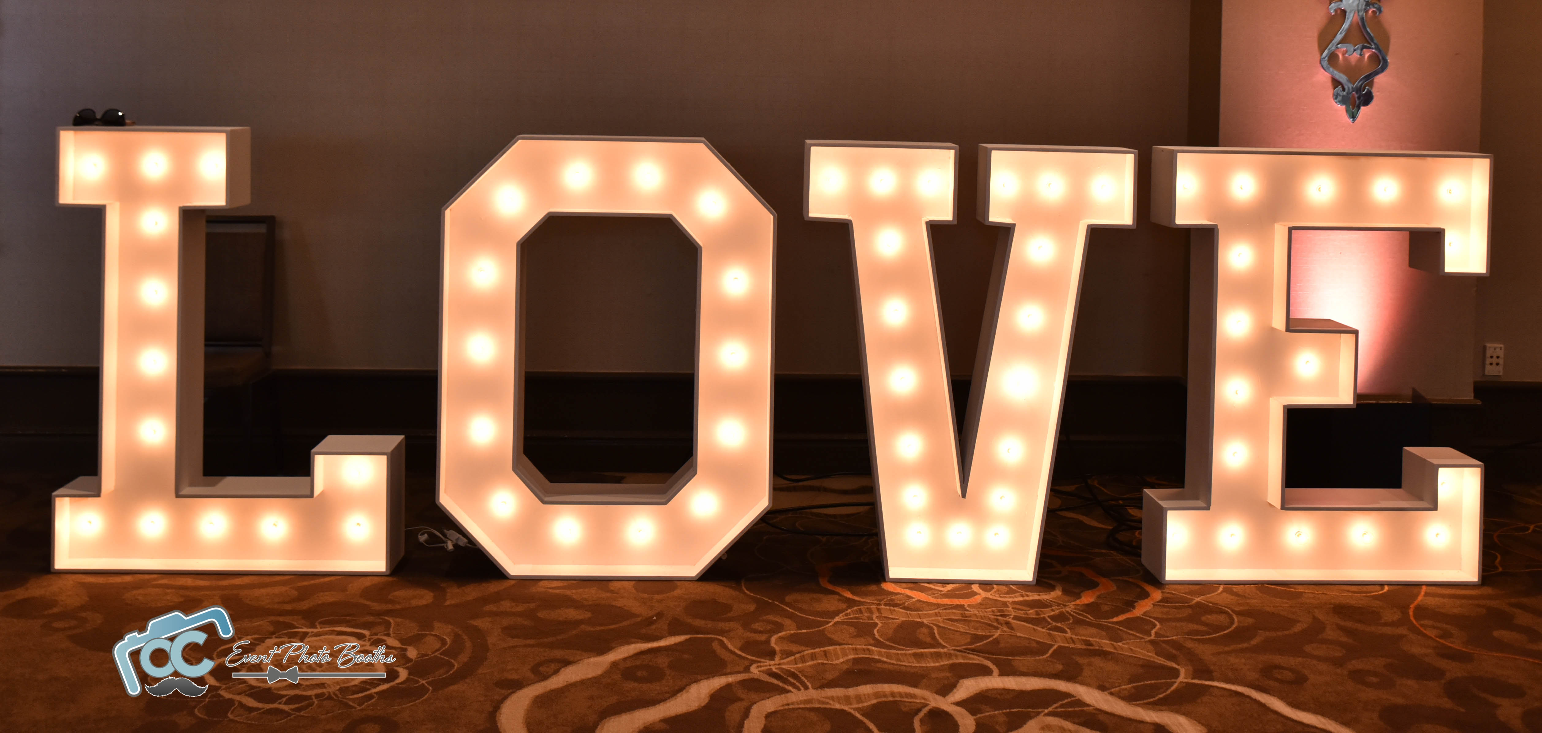Giant Letters
