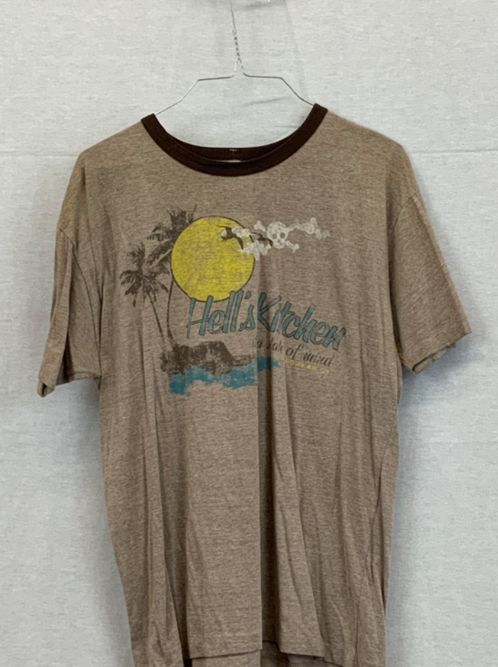 Men’s Short Sleeve Shirt - Size XL