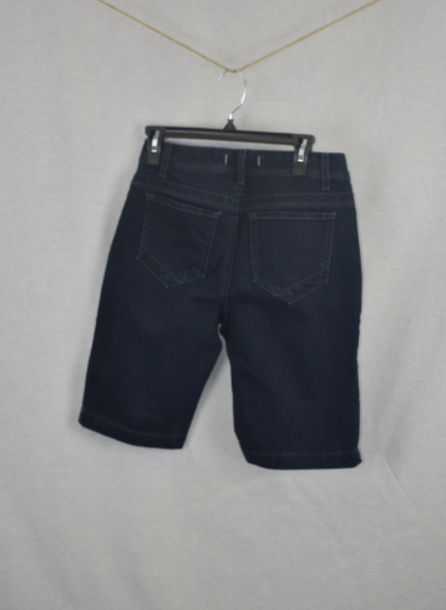 Thumbnail: Womens Shorts - Size 4