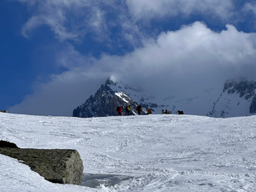 Gérer le froid en alpinisme & ski de randonnée : guide & prépa pour les débutants