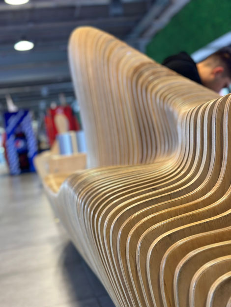 Параметрическая_скамья_ТРЦ_Grand_park_Алматы_Parametric_bench_shopping_centre_Grandpark_parametric_furniture_for_malls_(5).JPEG