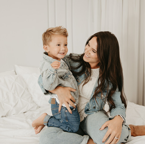 pompano beach family photographer, family photography near me, family portraits south florida, professional family photos