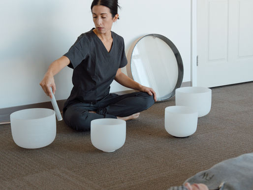 Exploring Vibrational Healing: Unveiling the Energetic, Emotional, and Mental Benefits of Sound Therapy