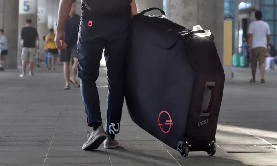 post-carry-co-transfer-case-airport.webp